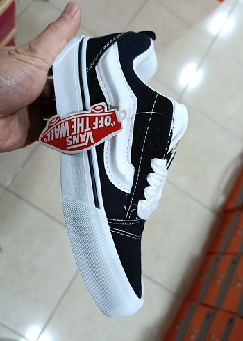 Beyaz Siyah Bağcıklı Kadın Spor Ayakkabı - Görsel 3