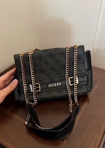 Guess Siyah Gri Kemer Detaylı Kadın Çanta - Görsel 3