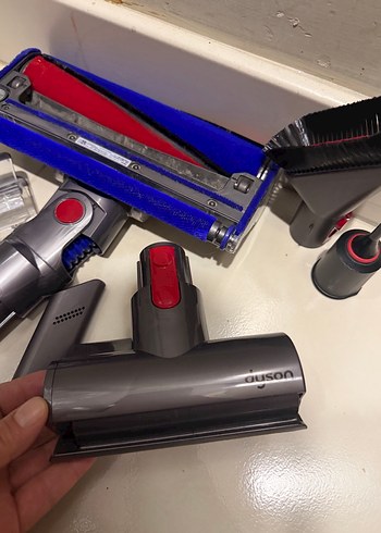 Kırmızı Elektrikli Süpürge Başlık Seti - Görsel 2