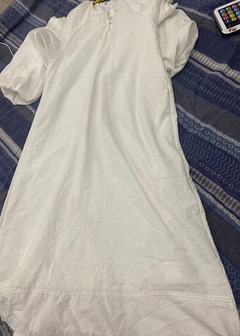 Uzun Kollu Beyaz Bağlama Desenli Pamuklu Elbise - Görsel 2