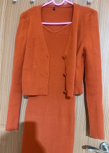 Düğmeli Uzun Kollu Kahverengi Triko Elbise - Görsel 2