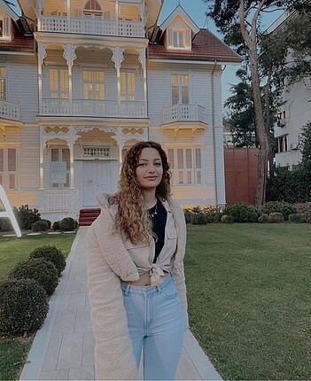 yumoş crop bershka mont