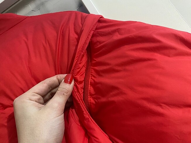 s Beden bordo Renk Stradivarius Şişme mont