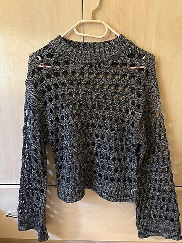 H&M kazak