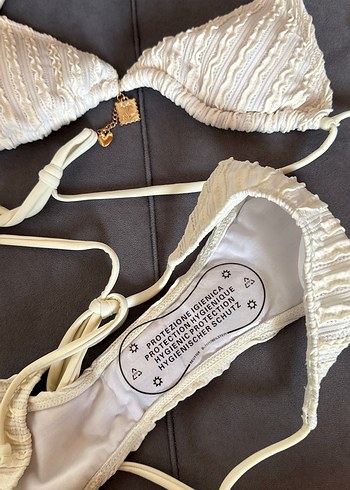 xs Beden Dantel İşlemeli Beyaz Bohem Bikini