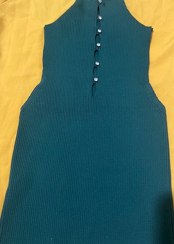 Taşlı Kolsuz Yarım Boy yeşil bluz - Görsel 4