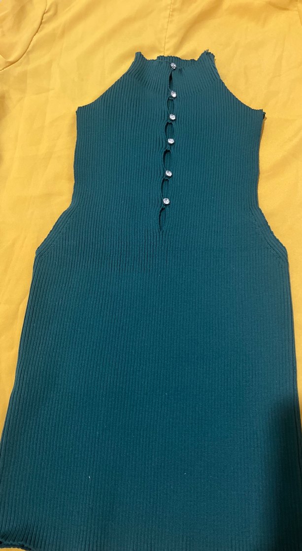 Taşlı  Kolsuz Yarım Boy yeşil bluz - Görsel 4