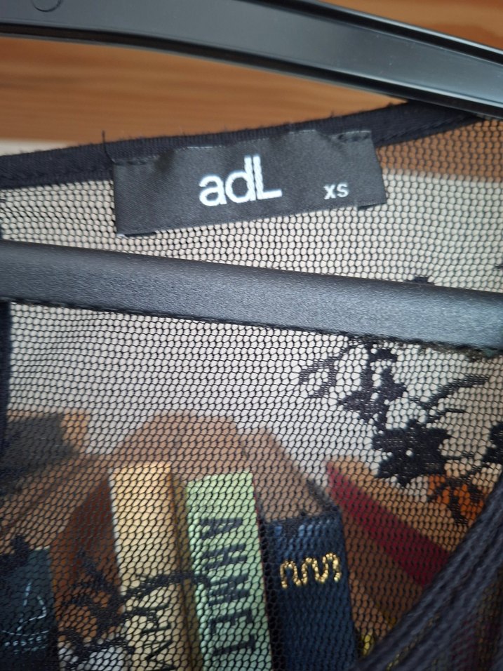 Dantel Detaylı Siyah Midi Goth Elbise - Görsel 4