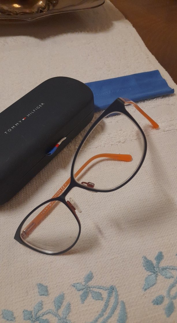 Tommy Hilfiger Lacivert Elastik Kadın Gözlüğü - Görsel 4