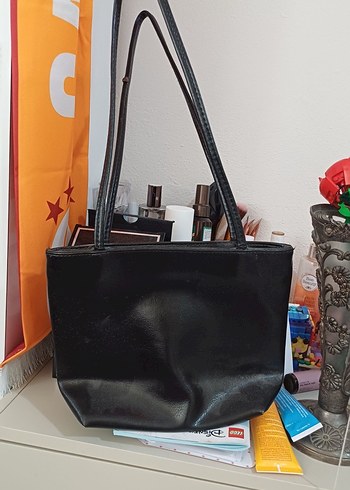 Siyah Deri Kadın Omuz Çantası - Görsel 2