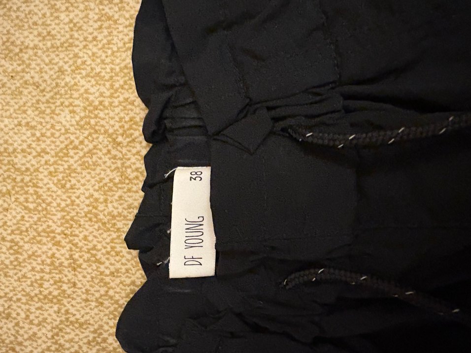 Siyah Kemerli Bol Kesim Kadın Kumaş Pantolon - Görsel 2