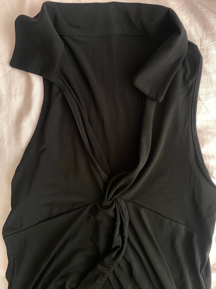 Milla Siyah V Yaka Kolsuz Bluz - Görsel 3