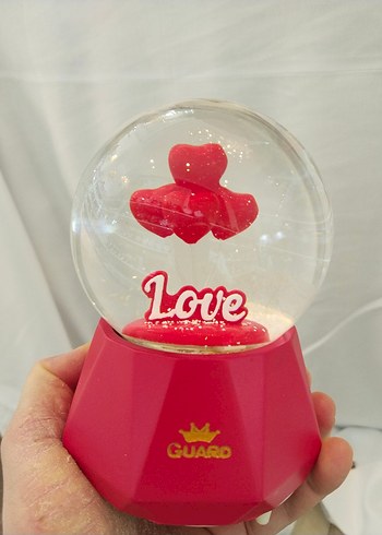 Kırmızı Kalpli Love Kar Küresi büyük boy püskürtme li - Görsel 2