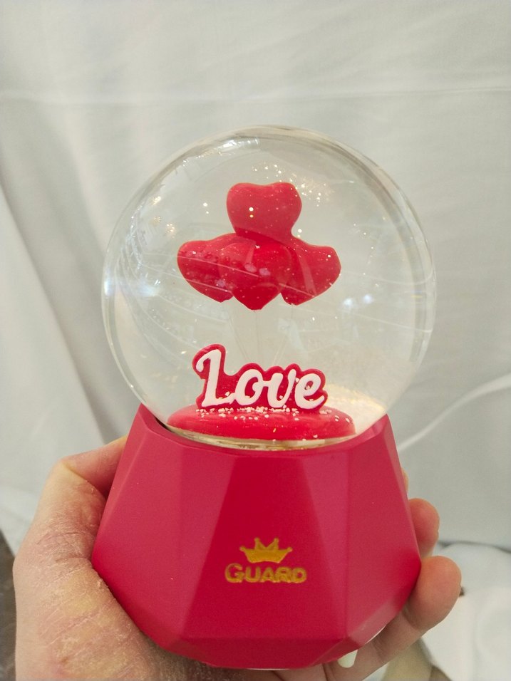 Kırmızı Kalpli Love Kar Küresi büyük boy püskürtme li - Görsel 2