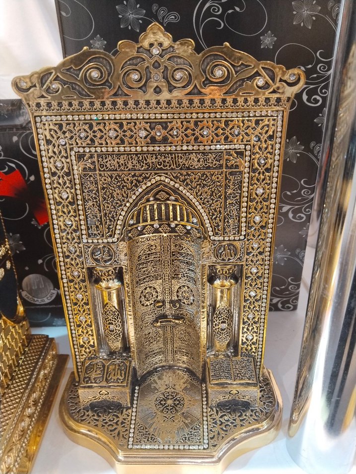 Altın Renkli Detaylı Dini mihrap - Görsel 3