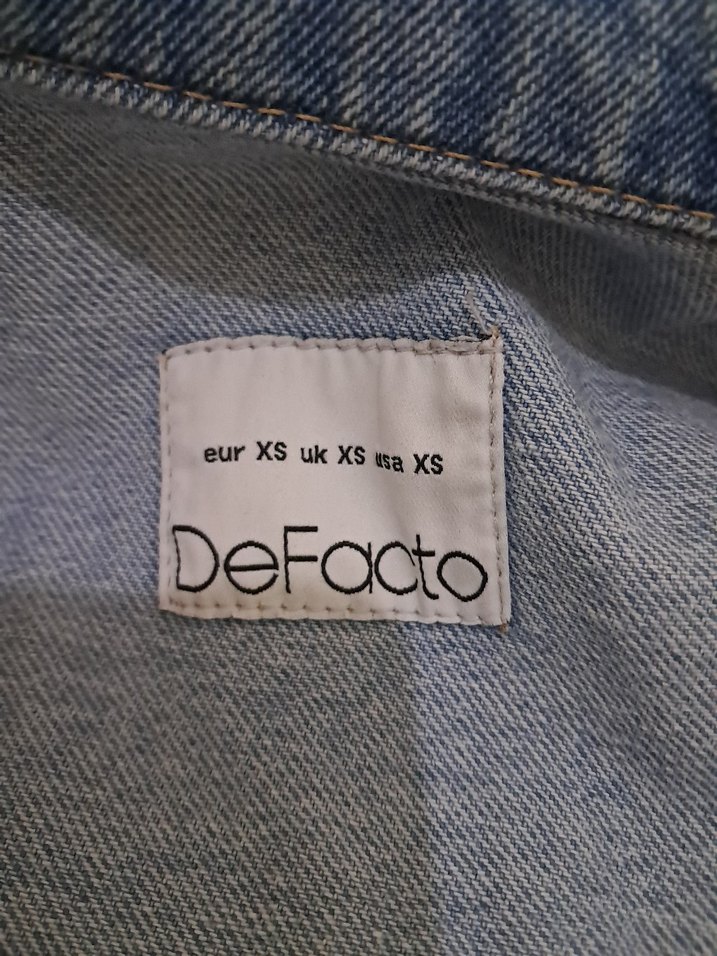 Düğmeli Mavi Denim Ceket - Görsel 4