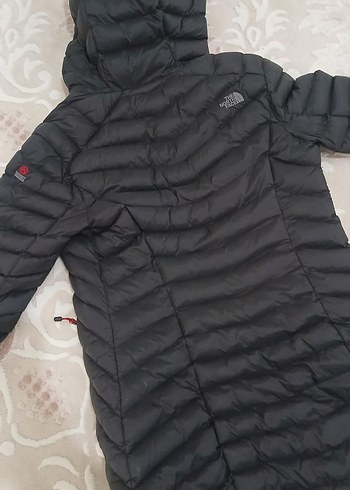 Siyah Kapüşonlu Kadın Kışlık Mont - Görsel 2