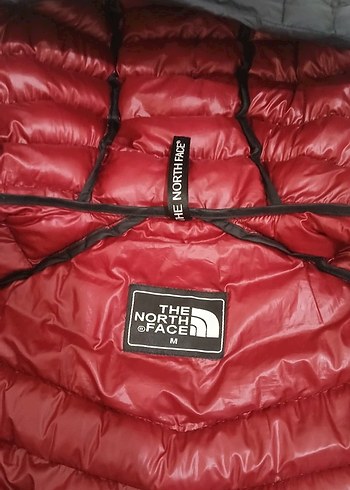 Siyah Kapüşonlu Kadın Kışlık Mont - Görsel 4