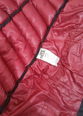 Siyah Kapüşonlu Kadın Kışlık Mont - Görsel 3