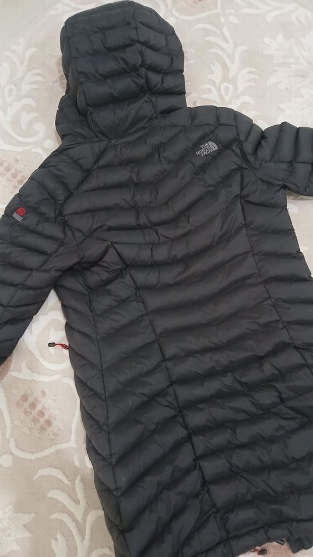 Siyah Kapüşonlu Kadın Kışlık Mont - Görsel 2