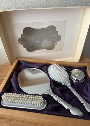 Mor İşlemeli Geleneksel tarzda tarak seri - Görsel 2