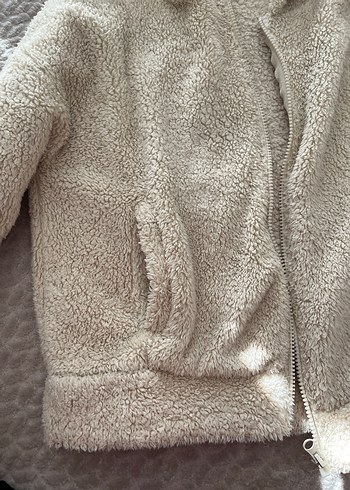 Bej Kapüşonlu Kadın Peluş Ceket - Görsel 4