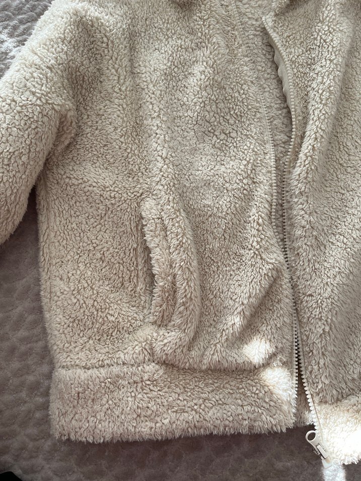 Bej Kapüşonlu Kadın Peluş Ceket - Görsel 4