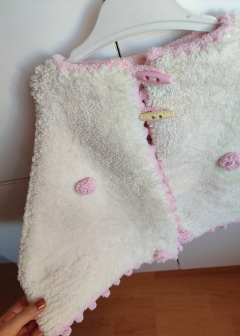 Kız Çocuk Beyaz Örgü Panço - Görsel 4