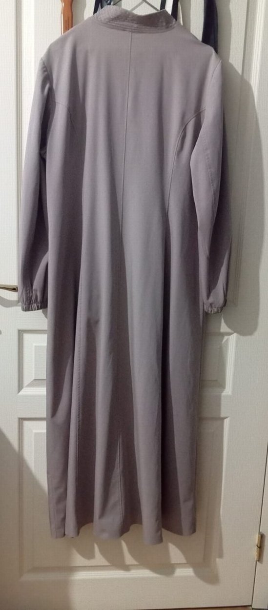 Bej Uzun Kol Düğmeli Tesettür Pardesü - Görsel 2