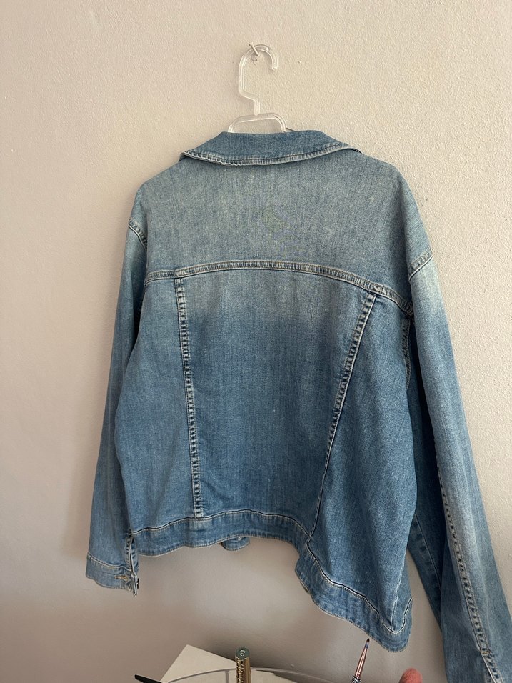 Düğmeli Geniş Kesim Kadın Kot Ceket - Görsel 3