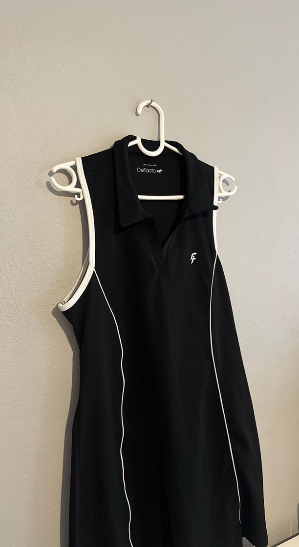 Tenis Elbisesi - Görsel 2