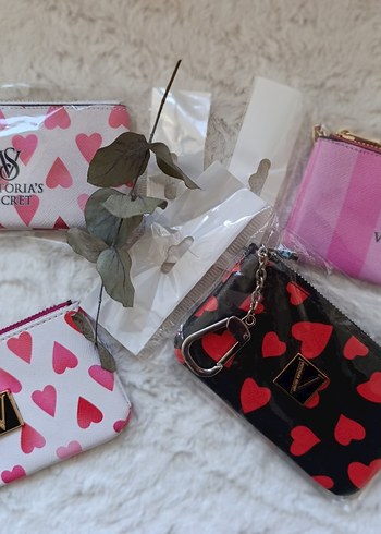 Victoria's Secret kartlık & cüzdan charm - Görsel 4