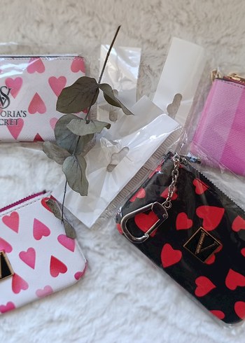 Victoria's Secret kartlık & cüzdan charm - Görsel 9