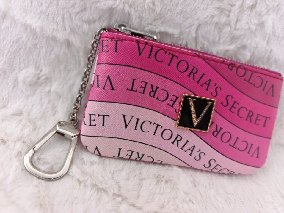 Victoria's Secret kartlık & cüzdan charm - Görsel 2