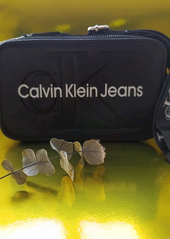 CK omuz çantası  - Görsel 2