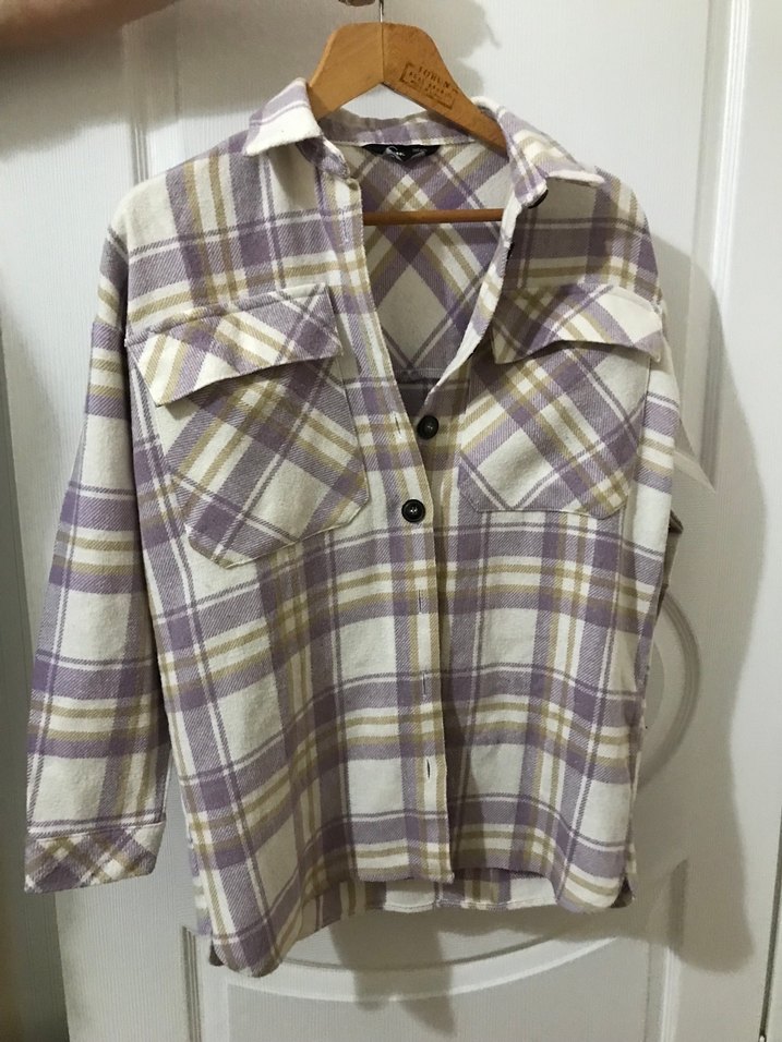 Düğmeli, Uzun Kollu, Pastel Mor Kadın Gömlek - Görsel 2