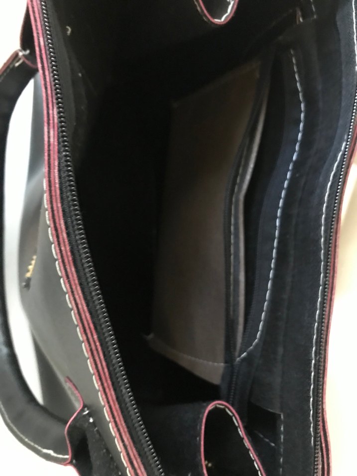 Siyah Deri Kadın Çantası - Görsel 4