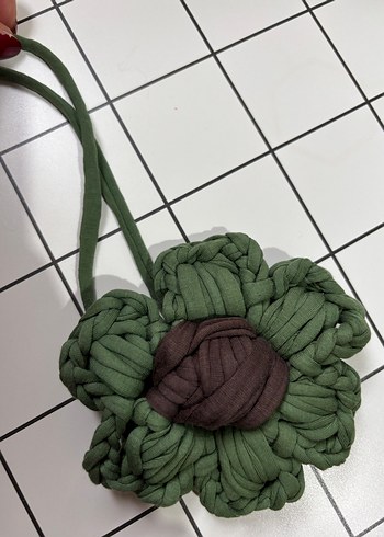 Bohem Çiçek Desenli El Örgüsü Anahtarlık Charm - Görsel 4