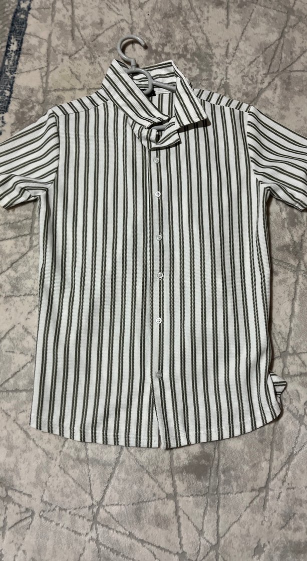 Düğmeli Kısa Kollu Çizgili Erkek Gömlek - Görsel 2