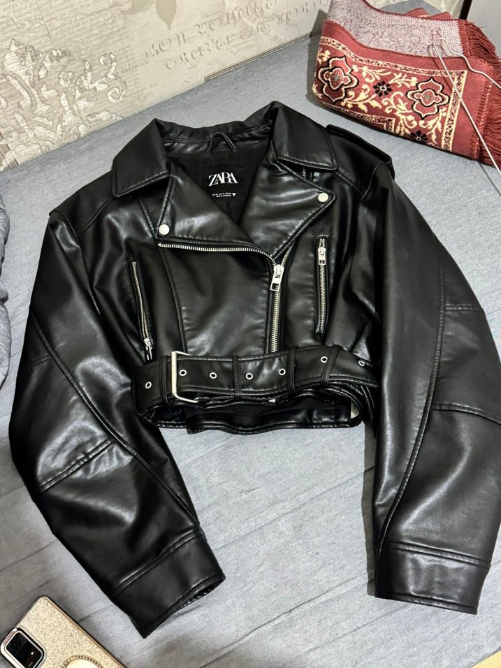 Siyah Kemerli Kısa Deri Biker Ceket - Görsel 2