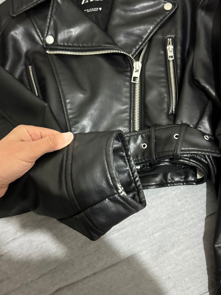 Siyah Kemerli Kısa Deri Biker Ceket - Görsel 3