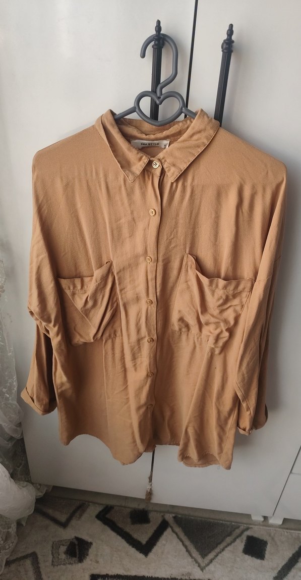 Bej Keten Kadın Gömlek Düğmeli Rahat Kesim - Görsel 3