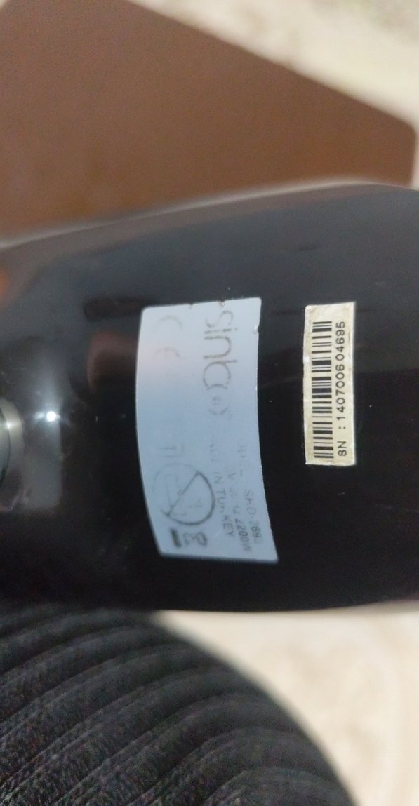 Siyah Saç Kurutma Makinesi - Görsel 2