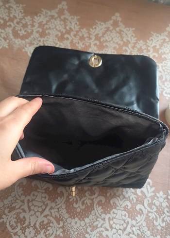 Zincir Detaylı Siyah Kadın Deri Çanta - Görsel 6