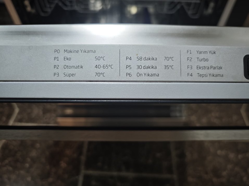 Siyah Cam Beko Bulaşık Makinesi 6+2 Prograö - Görsel 3