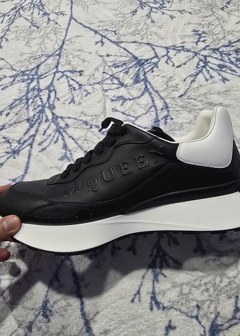 Alexander McQueen Siyah Beyaz Minimal Sneaker