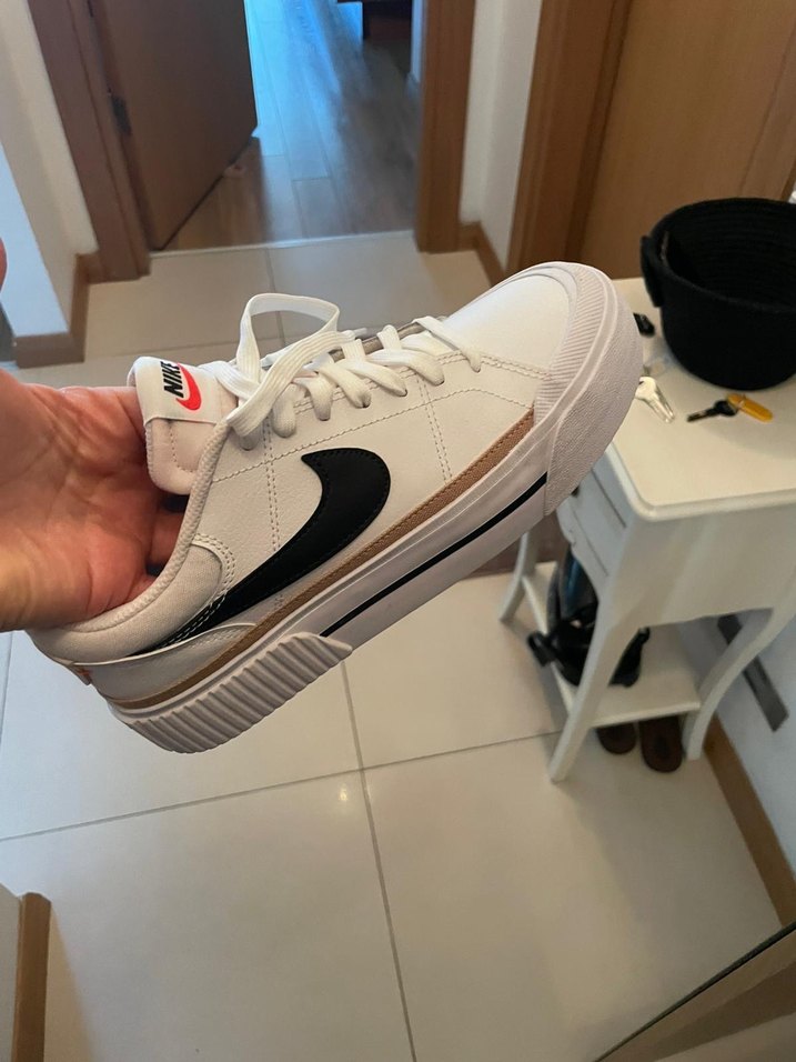 Nike Beyaz Spor Kadın Sneakers - Görsel 2