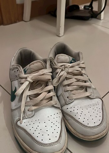 Beyaz Bağcıklı Kadın Spor Ayakkabı - Görsel 2