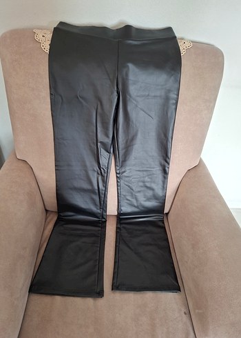 Kız Çocuk Siyah Deri Görümlü İspanyol
 paça tayt - Görsel 2