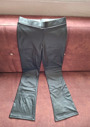 Kız Çocuk Siyah Deri Görümlü İspanyol
 paça tayt - Görsel 3